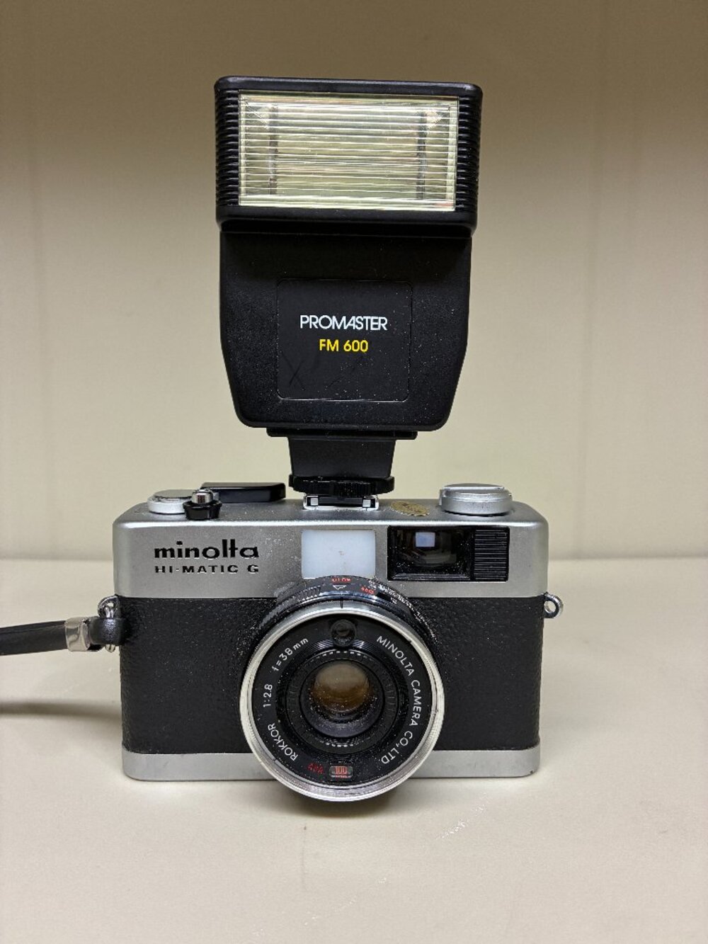 Minolta Hi-Matic G Film Camera Promaster FM 600 Flash